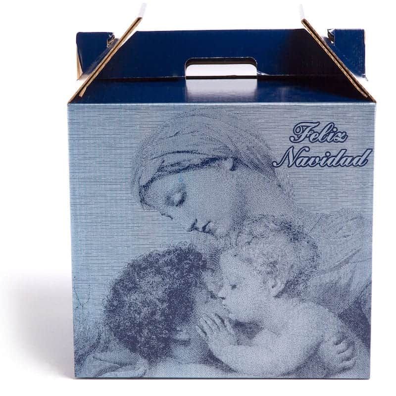 Caja de embalaje para lotes de Navidad, fabricada en cartón estucado con acabado brillante. Diseño elegante con ilustración clásica y mensaje Feliz Navidad perfecta para regalos grandes, botellas, chacinas o quesos. Packaging resistente y de presentación premium para cestas o lotes navideños.